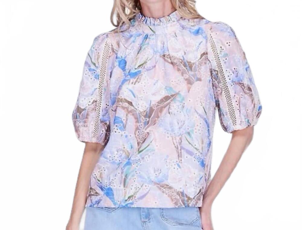 NEW JOY JOY short-sleeved eyelet blouse in azure blue